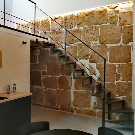 Casa Lorenzo Avola